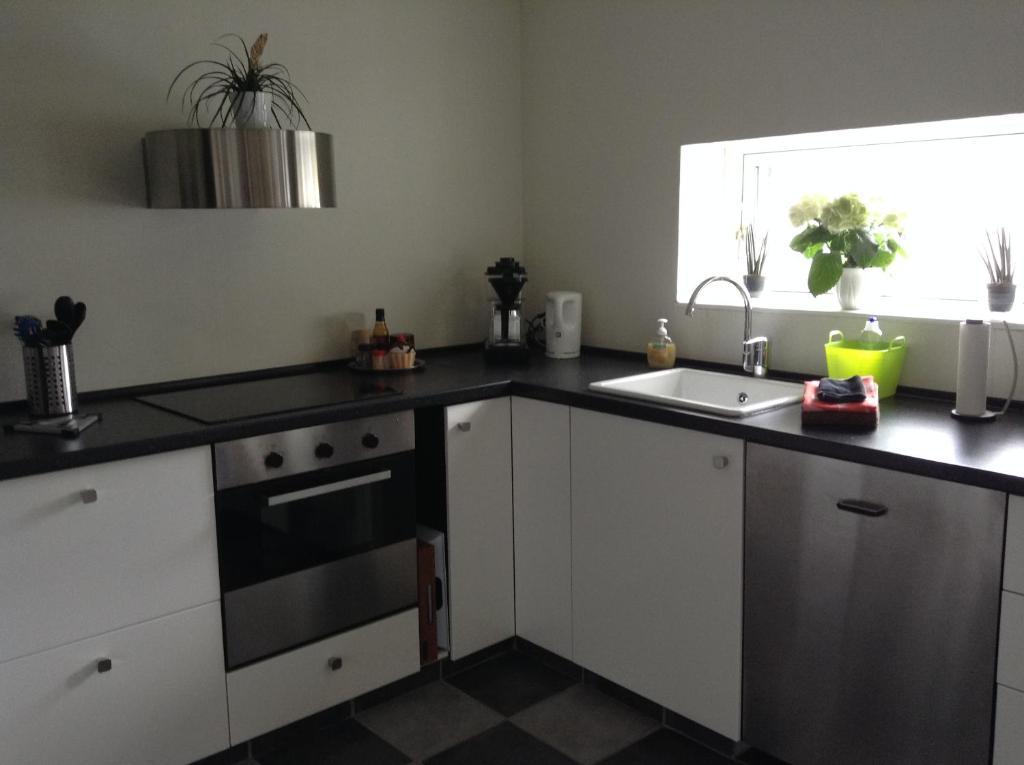 Svalegaarden Guesthouse Særslev Buitenkant foto